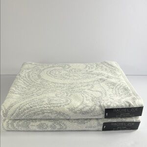 Rachel Zoe Bath Towel Set White Gray Pattern Spa Soft Cotton Plush Set of 2 NEW